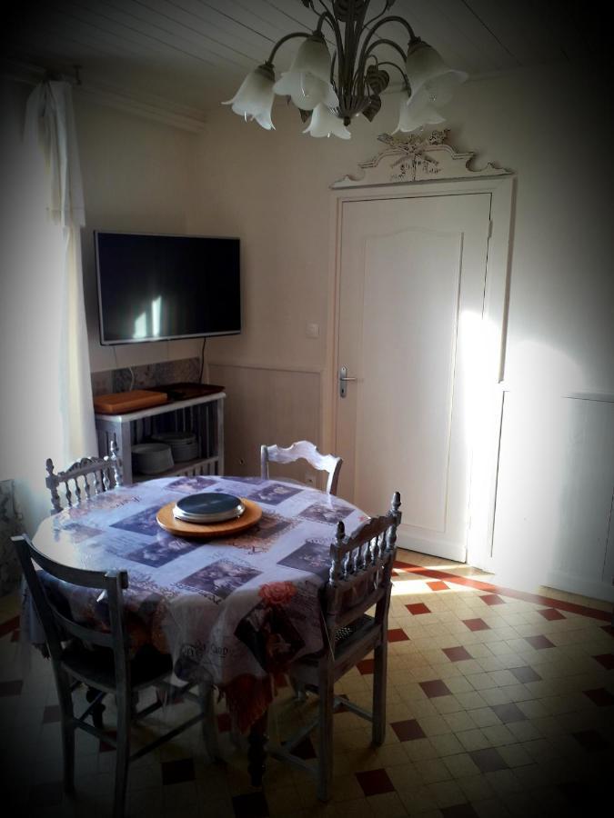 B&B Chez Annie Saint-Martin-de-Gurcon Экстерьер фото